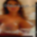 Looking someone pussy