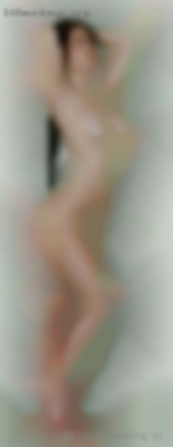 Won't post pics do to my seeking bi job.